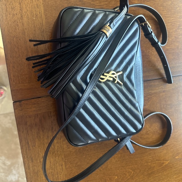 YSL Lou Matelasse Leather Camera bag - Picture 5 of 7